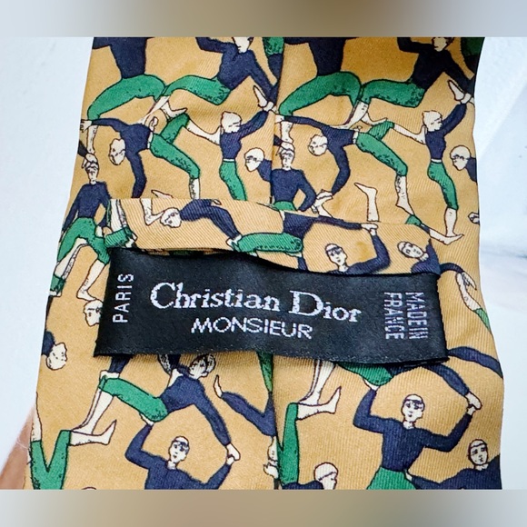 Authentic Dior Tie - Picture 3 of 14